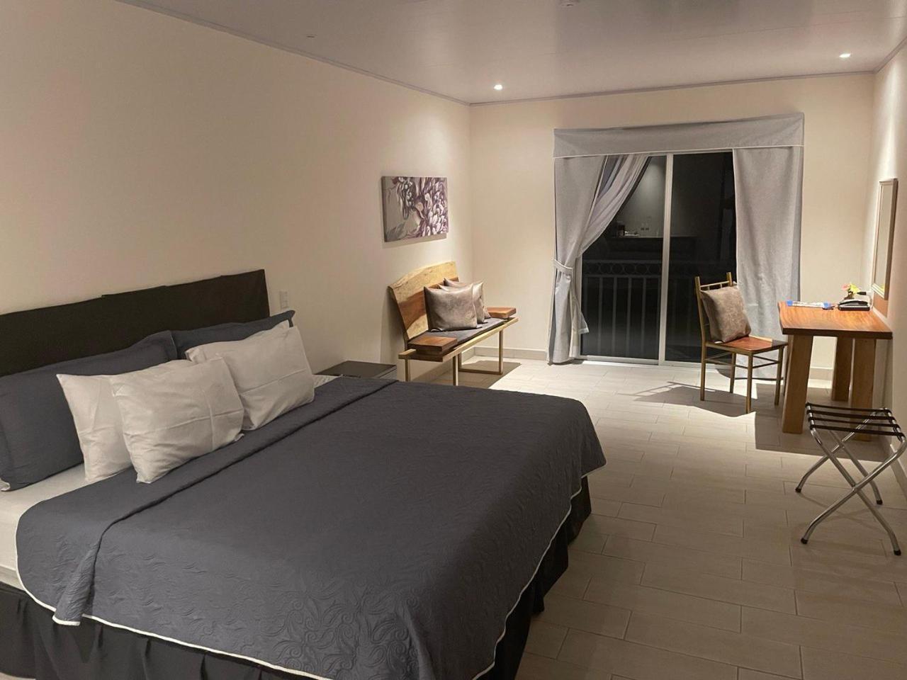 Lop Inn San Jose Aeropuerto - Costa Rica Ciudad Cariari Εξωτερικό φωτογραφία